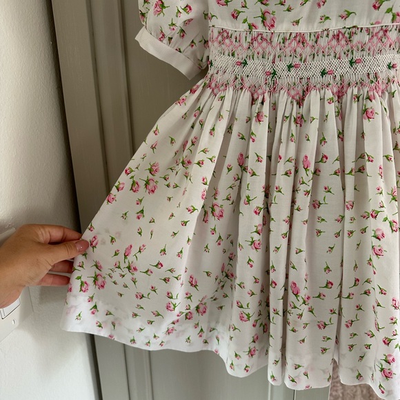 Smocked vintage rose embroidered print dress - Picture 5 of 8